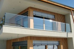 Γυάλινα-Στηθαία-7