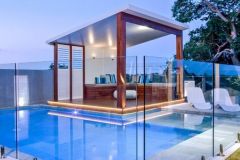 Γυάλινα-Στηθαία-2